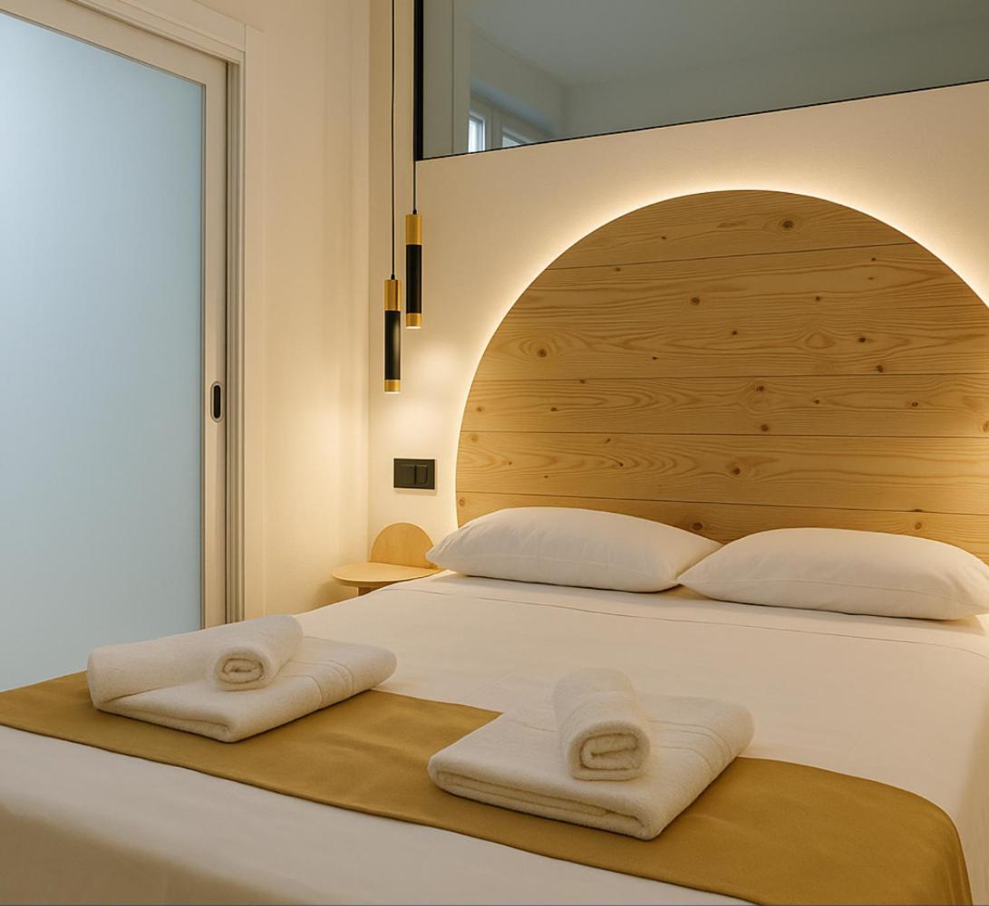 Zelun Suite Torremolinos Center Extérieur photo
